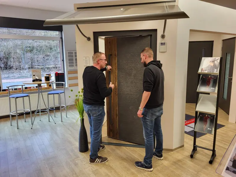 Schausamstag am 14. März bei Arnold Bauelemente: Moderne Fenster- und Haustürlösungen live erleben