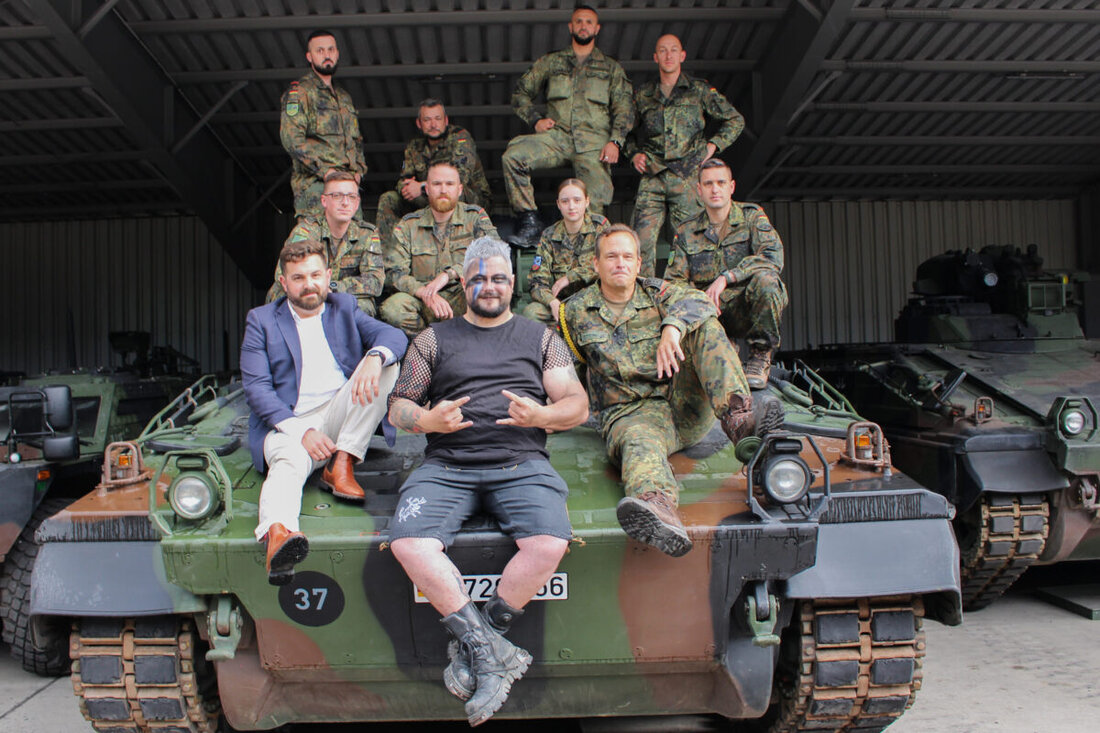 [Advertorial] Neustadt/WN. Die Stadt Neustadt/WN feiert ihre Patenschaft mit der Bundeswehr. Am Freitag, 18. Juli, dem Vorabend des Bürgerfestes rockt unter anderem die Mittelalter-Rockband "Rammeschucksn" die Freyung. 