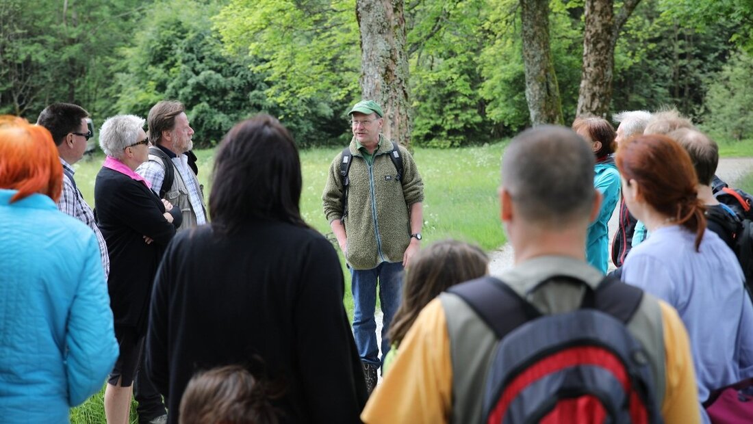 Erbendorf. Unter dem Motto „Den Steinwald neu entdecken!“ veranstaltet die Steinwald-Allianz bereits im dritten Folgejahr „24 Stunden Steinwald erleben“.  Am Wochenende des 25. und 26. Mai können Einheimische und Urlauber [&hellip;]