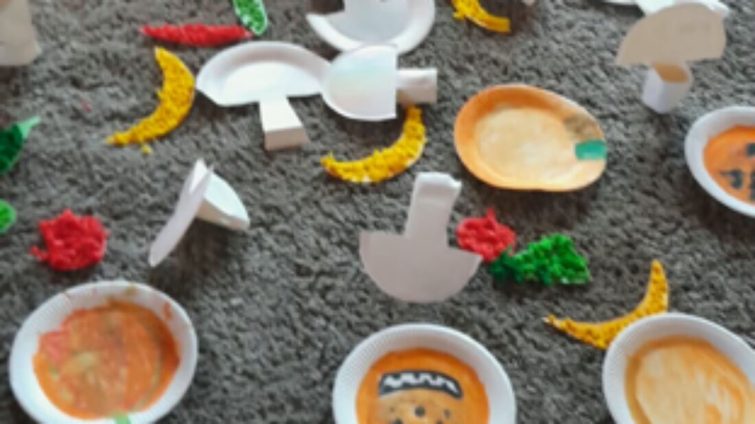 Leuchtenberg. Der ökumenische Kindertreff „Bibel & Erntedank“ lockte 23 Kinder zwischen zwei und zehn Jahren ins Pfarrheim, wo sie Erntegaben bastelten. Zum Schluss gab es den Segen, künftig monatlich bis Ostern.