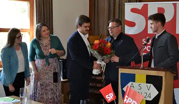 SPD-Unterbezirk: Simon Grajer übergibt den Staffelstab an Gregor Forster