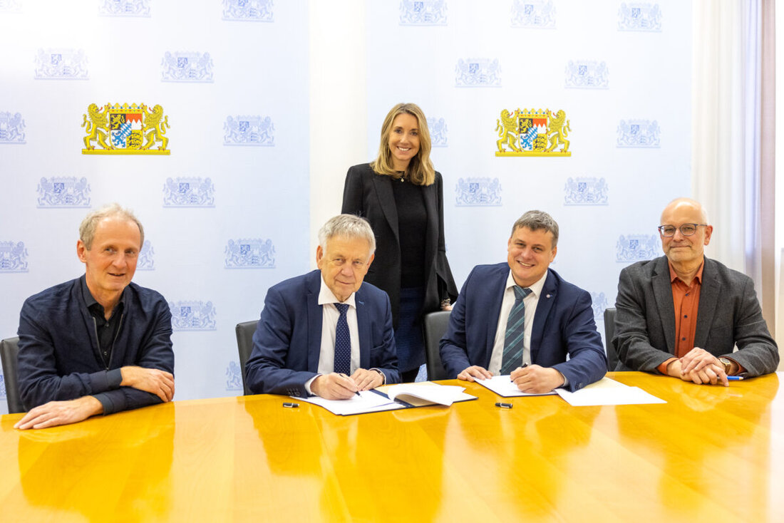 München/Flossenbürg. Ein Pachtvertrag für den historischen Steinbruch Wurmstein in Flossenbürg wurde unterzeichnet, um die Gedenkstättenarbeit zu stärken und den Ort zugänglich zu machen.