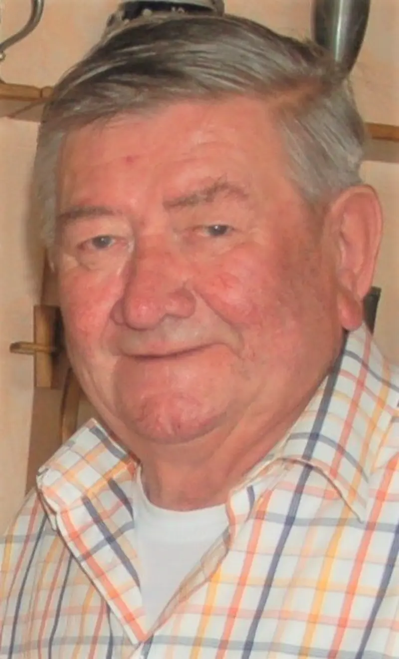 Nachruf auf Josef Aumüller: ein Hüttener Urgewächs und "Kirchenbauer"