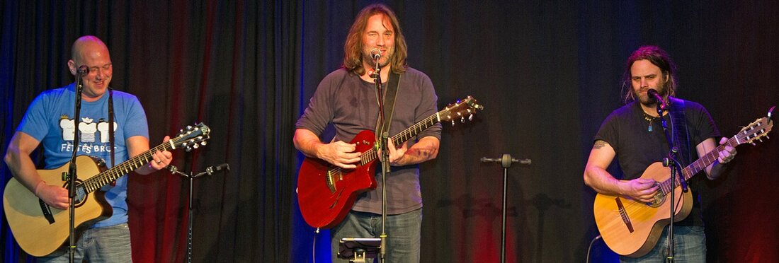 Rothenstadt. Steff Keller, Roland Hefter und Michi Dietmayr – jeder für sich ist ein begnadeter bayerischer Liedermacher und Musikkabarettist: Zusammen sind sie die “Drei Männer nur mit Gitarre”.  Von Stephan Landgraf [&hellip;]