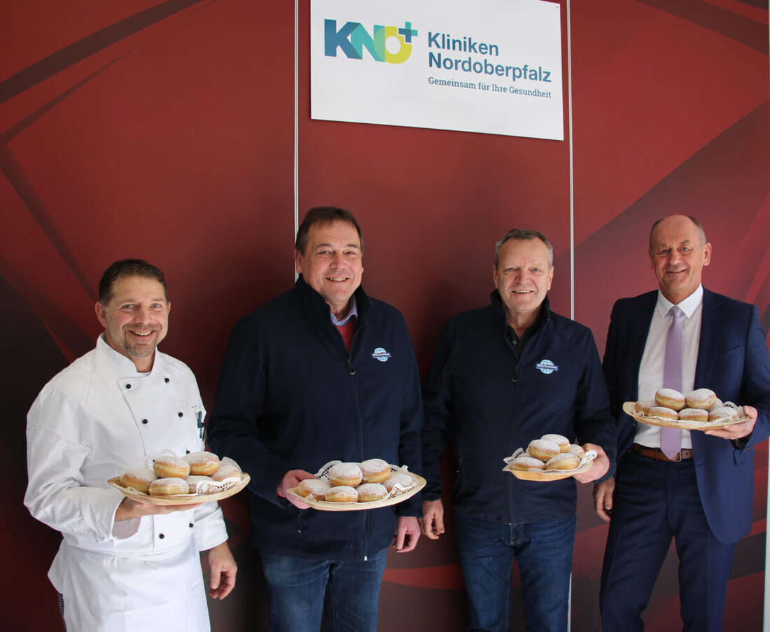Weiden. Die Milchunion spendete 3.000 Krapfen an Mitarbeiter und Patienten der Kliniken Nordoberpfalz am Rosenmontag – die Fortsetzung einer langjährigen Tradition.
