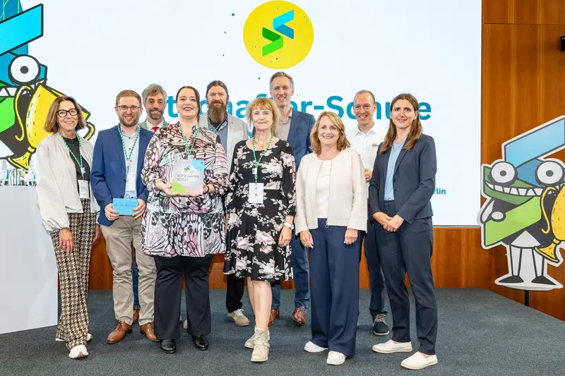 Eschenbacher Schuldelegation reist als bayerische Botschafterschule nach Berlin