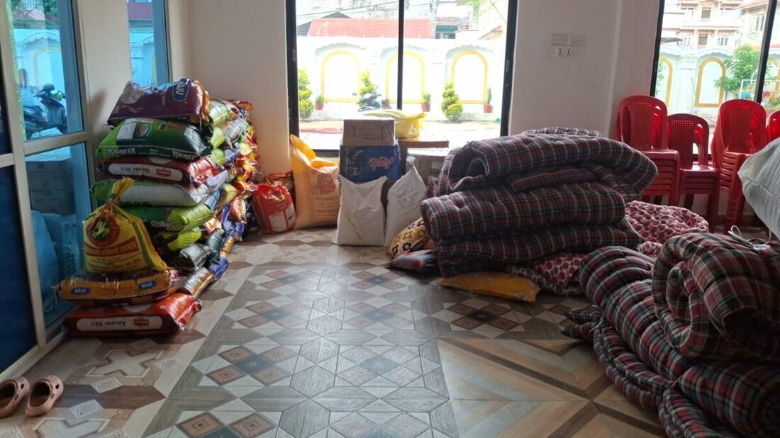 Auerbach. Bei 'Auerbach leuchtet' öffnet der Weltladen am Freitag, 23. Oktober 2026, von 15 bis 20 Uhr und sammelt für den Verein Kinder von Nepal. Es gibt alkoholfreien heißen Aperol, Snacks und ein Glücksrad.