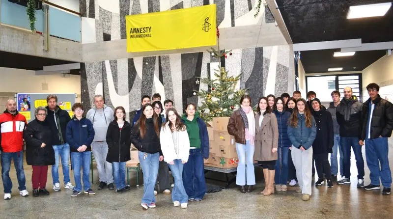 Weihnachtspäckchenaktion von Space Eye: Schulen und Kindergärten mit Herz