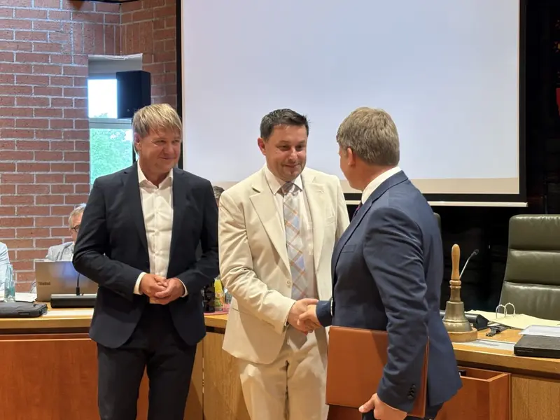 Erste Sitzung des Stadtrats Weiden: Stephan Gollwitzer, Jürgen Meyer und Saskia Kosmus sind Bürgermeister