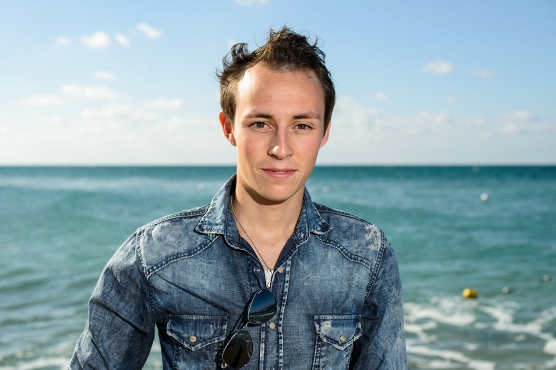 Flossenbürg. Für Eric geht es jetzt wieder los: Der Sommer-Grand-Prix steht in den Startlöchern. Außerdem ist Olympia in Sicht. Und wir dürfen den Wahl-Flossenbürger wieder bei seinen Vorbereitungen und Wettkämpfen [&hellip;]