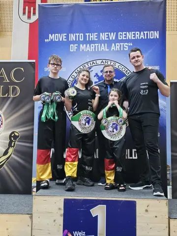 Elf Medaillen für den Kickboxclub Amberg – starker Auftritt auf internationaler Bühne