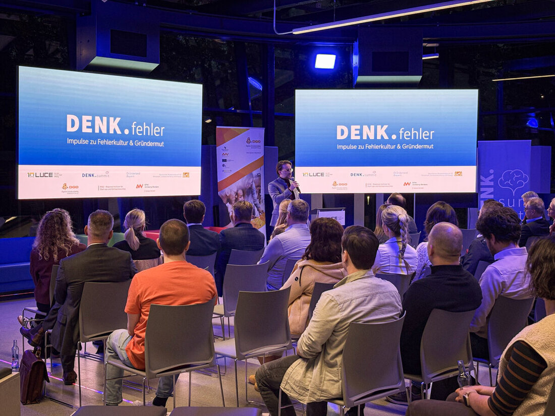Weiherhammer. Beim neuen Format DENK.fehler im Future Lab trafen sich 60 Gäste, um offen über Scheitern zu sprechen und aus ehrlichen Geschichten zu lernen. Zugleich war es Teil des zehnjährigen Jubiläums der LUCE Stiftung.