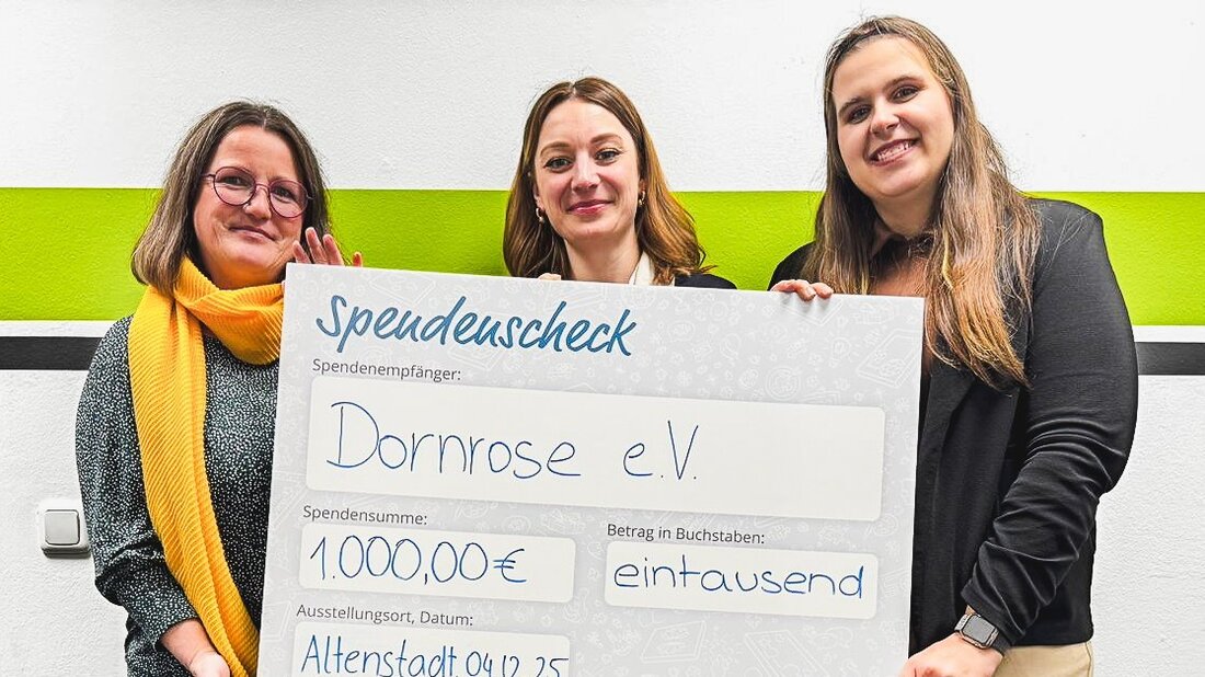 Altenstadt/WN. Das Unternehmen puzzleYOU unterstützt im Rahmen der Jahresspende 2025 den Verein Dornrose e.V. mit 1.000 Euro und fördert insgesamt drei Organisationen. Mitte Januar gab es die offizielle Spendenübergabe.