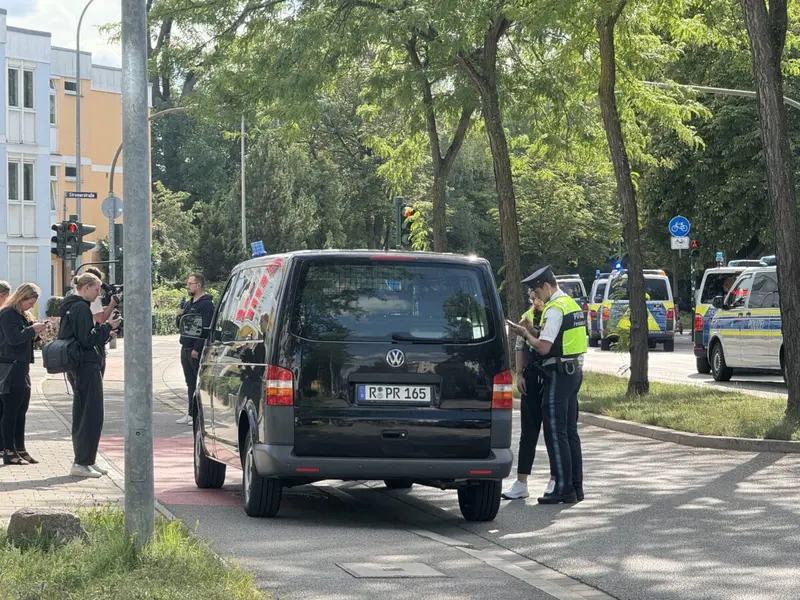 [Update] Mann stirbt nach Messerangriff in Bankfiliale: Tatverdächtiger festgenommen
