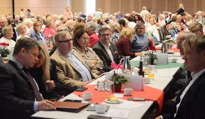 Seniorennachmittag der Stadt Weiden in der Max-Reger-Halle