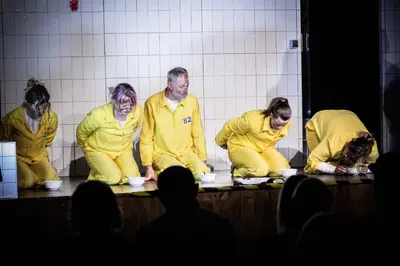 OVIGO Theater bringt "Das Experiment" nach Regensburg