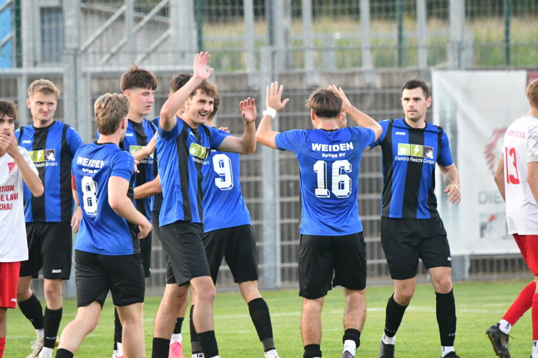 Weiden. Was für eine Woche für den Amberger SV Inter Bergsteig – und was für eine Serie für die U23 der SpVgg SV Weiden.