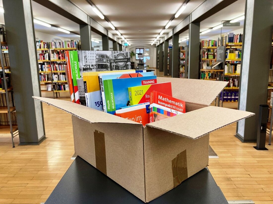 Weiden. Erst jetzt dürfen auch Bibliotheken den Click &amp; Collect-Service anbieten. Die Regionalbibliothek Weiden musste vergangene Woche die Bücher noch liefern – jetzt könnt ihr sie auch abholen.  Wie die [&hellip;]