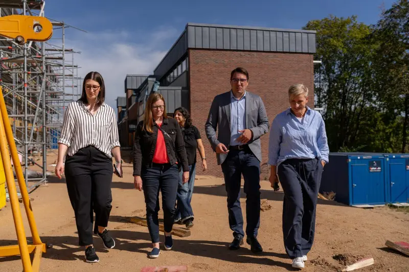 Neue Mittelschule für 50 Millionen und Rechenzentrumsdebatte in Wenzenbach
