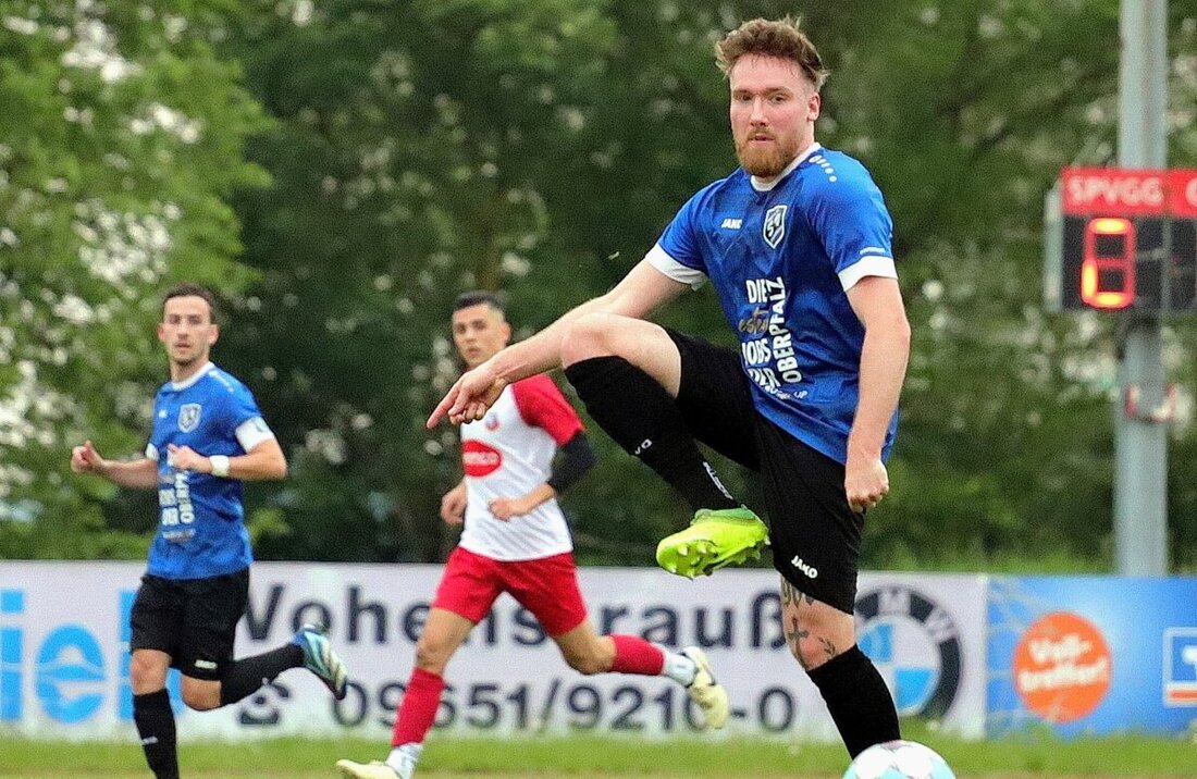 Seebach. Am Freitag um 18.15 Uhr empfängt der favorisierte TSV Seebach den SV Etzenricht am vorletzten Landesliga-Spieltag. Der Verfolger Landshuts will ganz oben angreifen, Etzenricht setzt als Außenseiter auf Spielglück.