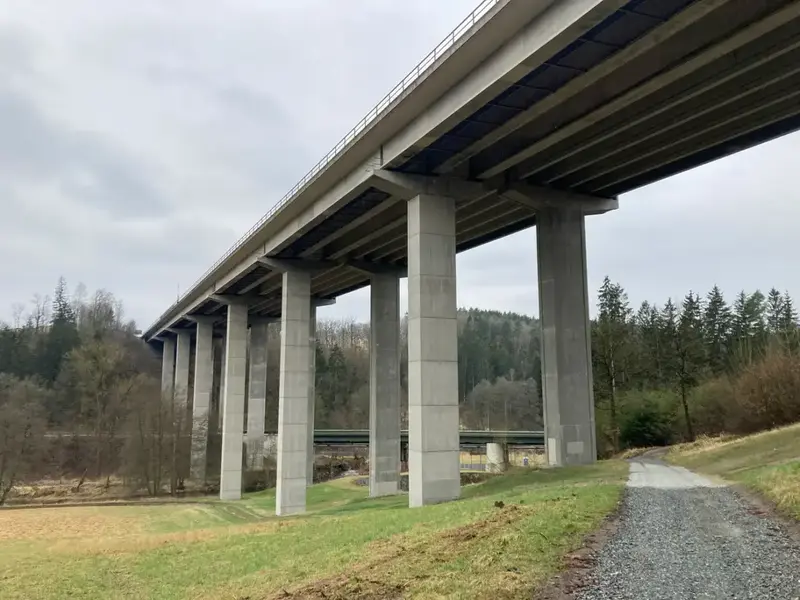Sieben Jahre Großbaustelle: Waldnaabtalbrücke wird komplett neu gebaut