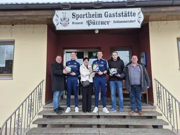 CSU-Ortsverband dankt dem FC Vorbach mit drei Spielbällen