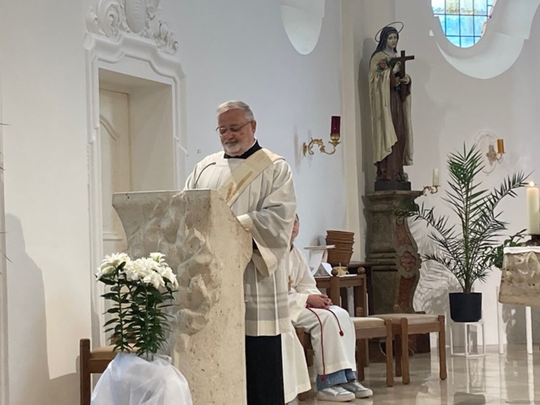 Roggenstein. In der St.-Erhard-Kirche feierte die Gemeinde im vollbesetzten Gotteshaus das 25-jährige Weihejubiläum von Diakon Ulrich Wabra. Pater Jo und Gläubige dankten ihm für seinen Einsatz in der Pfarreiengemeinschaft.