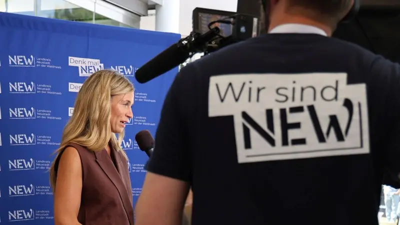 NEW Perspektiven: Schlaue Köpfe im Landkreis -  beim DENK.summit wird Zukunft gemacht