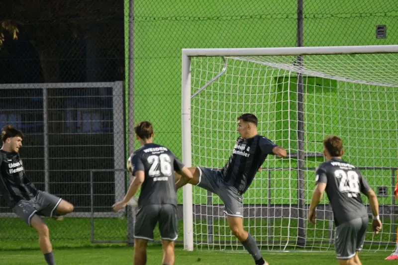 Moralischer Sieg beim Tabellenzweiten: SpVgg SV Weiden erkämpft sich starkes 1:1 in Würzburg