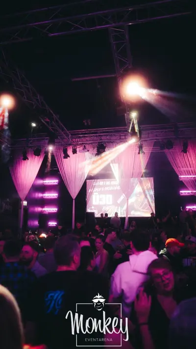 Black Sounds, Oldschool-Vibes und Ausnahmezustand – die Ü30 Black Edition lässt das Monkey beben