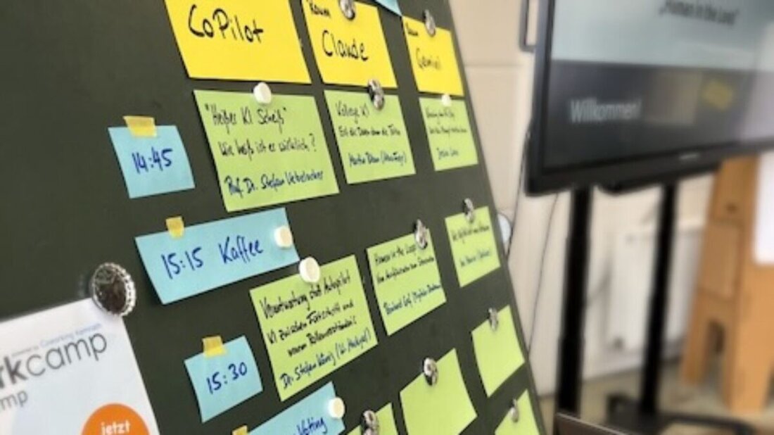 Kemnath. Ausverkauftes BetterWorkCamp im Coworking: Unter „Human in the Loop“ gaben zwölf Impulsgeber Denkanstöße, wie KI den Alltag prägt – klar war: Sie hilft, doch der Mensch bleibt verantwortlich.