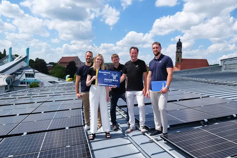ACC nimmt Photovoltaikanlage in Amberg in Betrieb