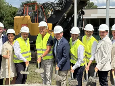 Endlich: Spatenstich für Neubau der Realschulen - Größtes Bauprojekt der Stadt Weiden