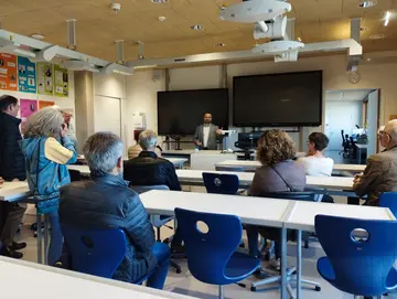InitiAKTIVKreis erkundet Neubau der Realschule in Kemnath