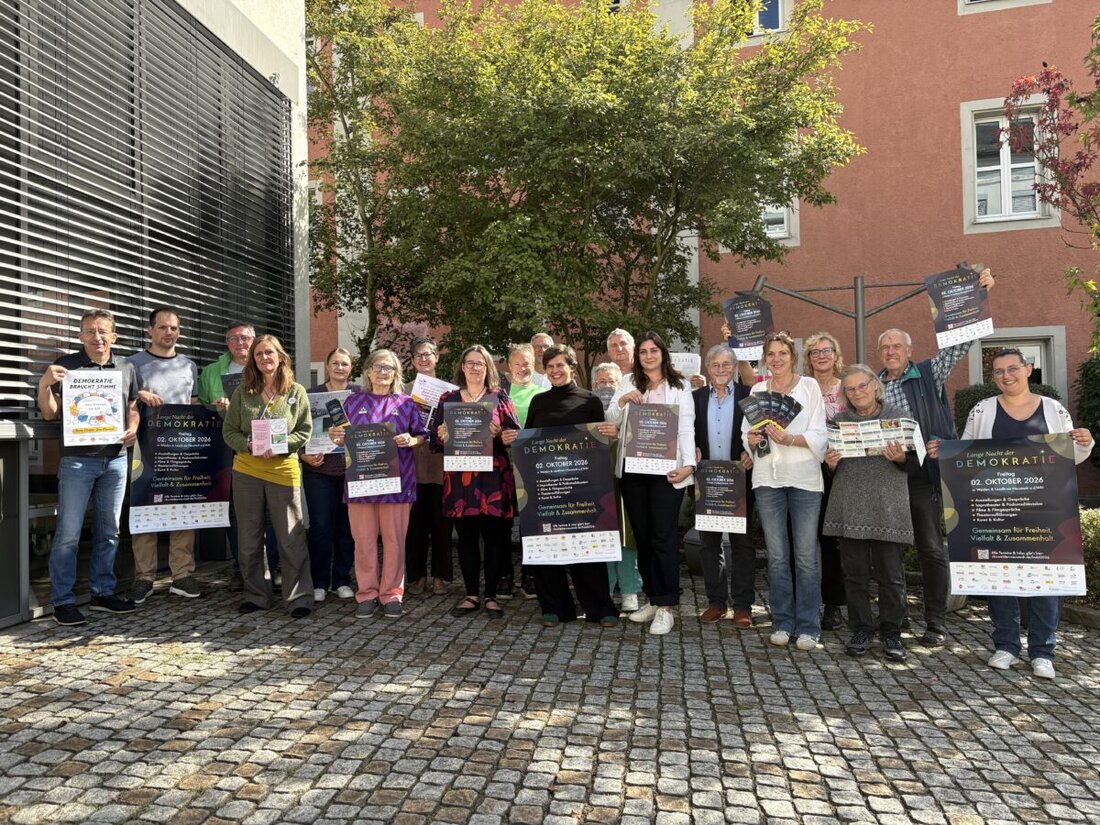 Weiden. Am 2. Oktober wird es voll in der Innenstadt: Parallel zur „Langen Nacht der Demokratie“ steigt ein Altstadtfest. Die Organisatoren sehen darin keine Konkurrenz, sondern eine Chance: Viele Menschen sind unterwegs – und die Demokratie-Angebote bekommen zusätzliches Publikum.