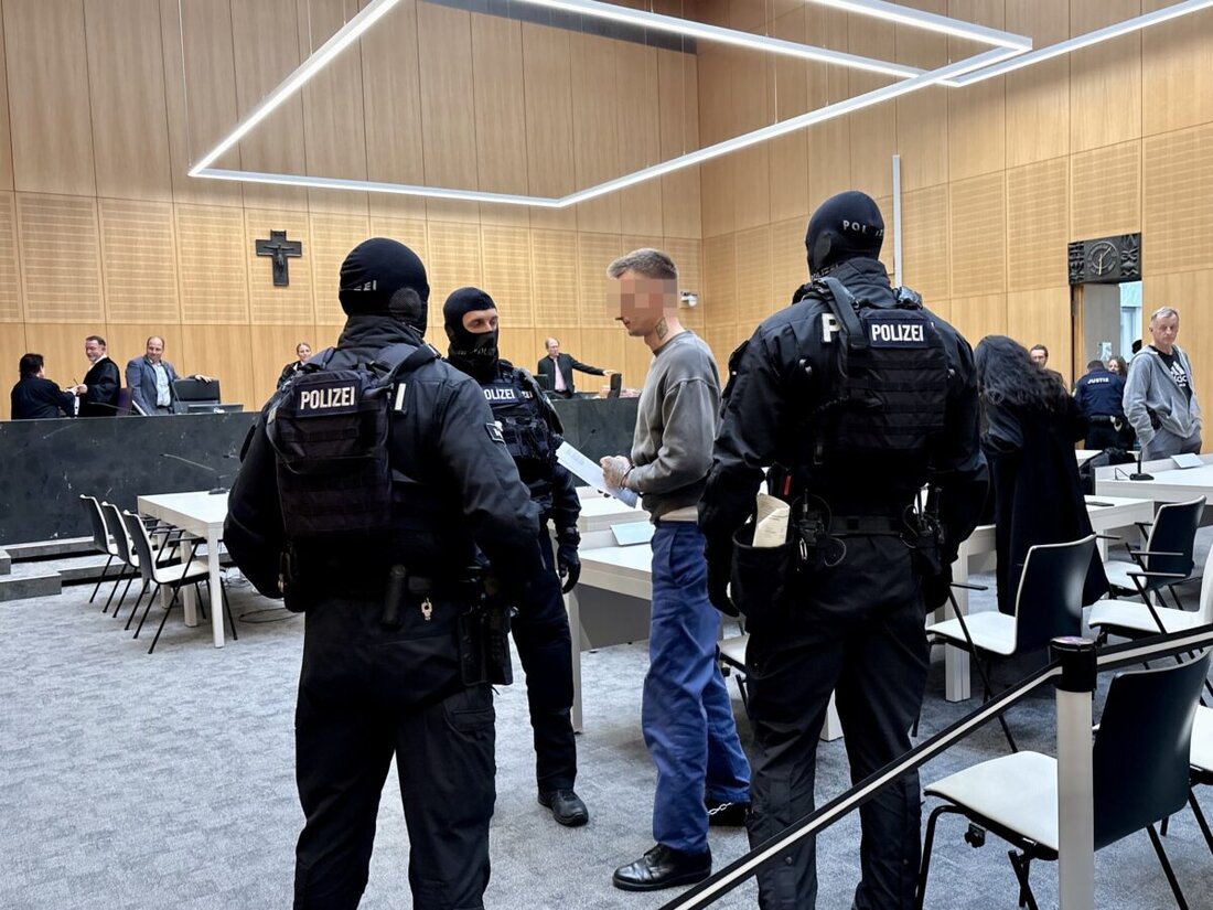 Weiden. Das Landgericht Weiden hat den 32-jährigen Drogenhändler Marco H. zu 13 Jahren Haft verurteilt und Sicherungsverwahrung angeordnet. Damit kommt er erst wieder aus dem Gefängnis, wenn er 50 oder gar 60 Jahre alt ist. Die Besonderheit der Taten: Der Franke handelte aus dem Maßregelvollzug und der JVA heraus mit Crystal im Kilobereich.