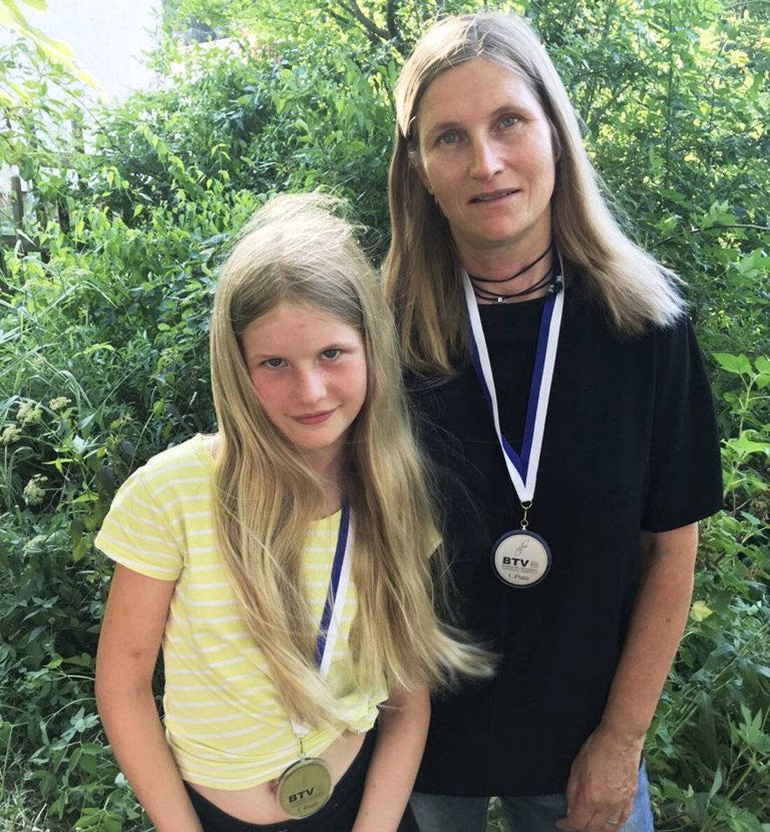 Pechbrunn. Einmal mehr überzeugte die Orientierungsläuferfamilie Döhler vom SV Pechbrunn mit starken Leistungen. Von Udo Fürst Es war heiß, es war schwer und es staubte: Die Bezirksmeisterschaften im Orientierungslauf in [&hellip;]