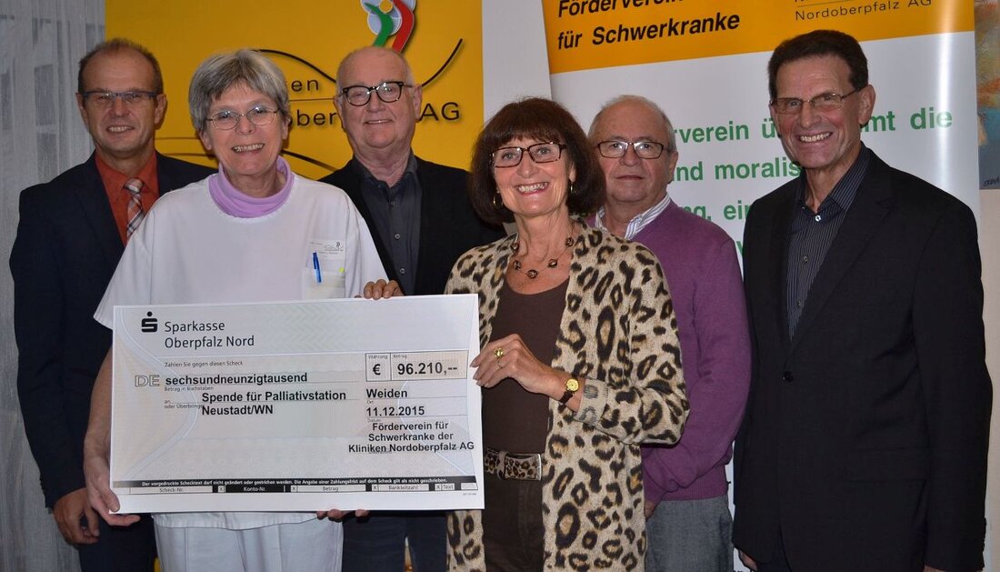 Weiden. Vorweihnachtliche Bescherung für die Palliativversorgung am Klinikum: Der Förderverein für Schwerkranke spendete die stolze Summe von 96 210 Euro, die der Arbeit des Brückenteams zu Gute kommen sollen. Von [&hellip;]