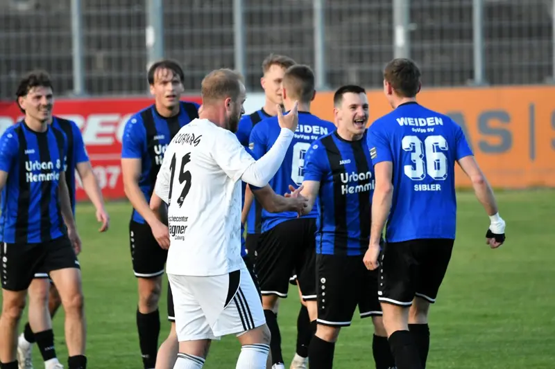 Traumhafter Heimabschluss: SpVgg SV Weiden zerlegt Coburg mit 5:0