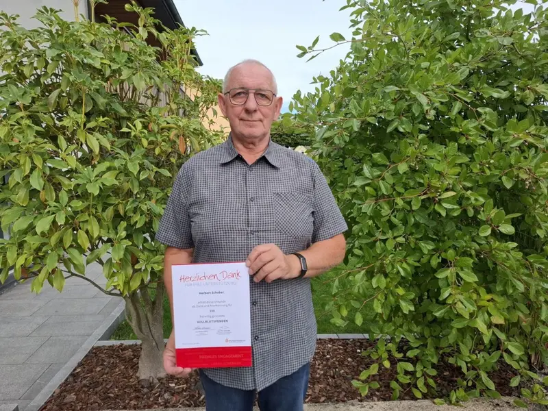 Blutspenden, damit andere überleben können: Herbert Schober aus Eslarn spendet 150-mal Blut