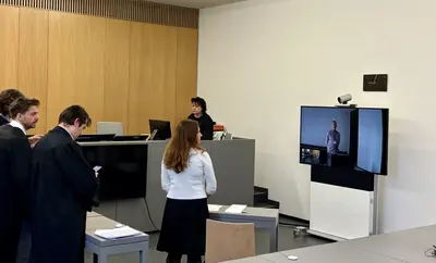 [Update] Champagner-Prozess: Aussage des Hauptzeugen könnte über Haft entscheiden