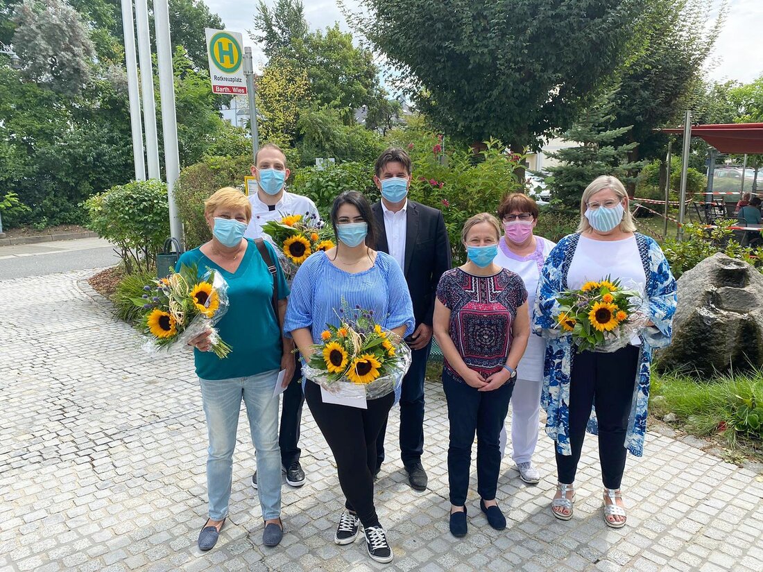 Weiden. Abschiede, bestandene Ausbildungen und Weiterbildungen: Gleich mehrfachen Grund zum Feiern hatten die Pflegeeinrichtungen des BRK Weiden vergangene Woche. Im Senioren Wohn- und Pflegeheim Weiden fand am Dienstag eine kleine [&hellip;]