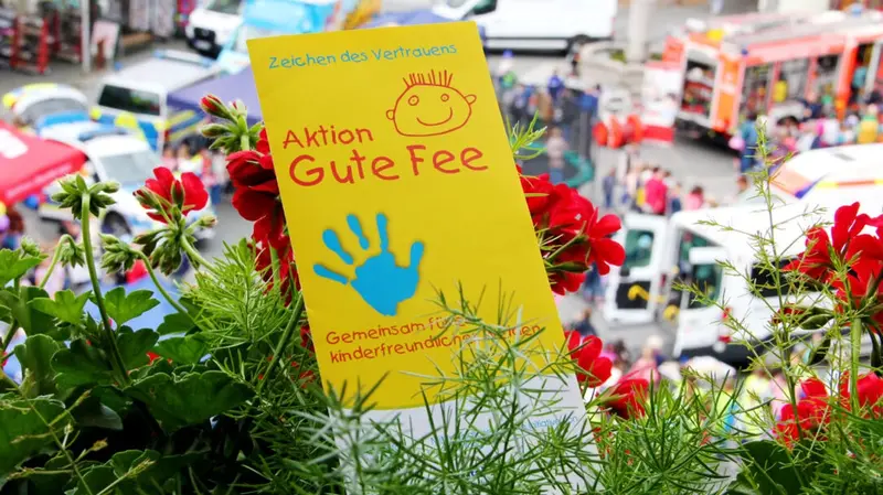 Aktionstag Gute Fee macht Weiden kinderfreundlicher