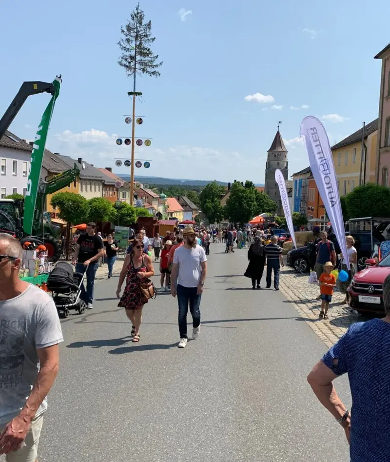 8. Bauernmarkt in Eschenbach: Regionale Genüsse und buntes Familienprogramm