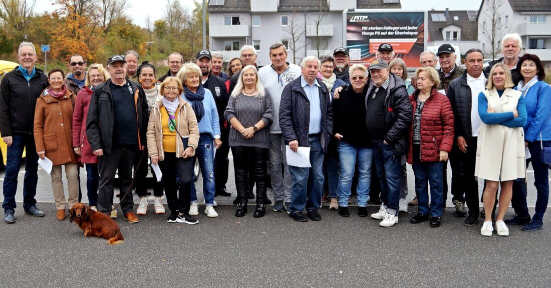Weiden. Die Oldtimerfreunde des AMC Weiden beendeten ihre Saison mit einer Ausfahrt und geselligem Beisammensein und bereiten nun ihre Fahrzeuge auf den Winter vor.
