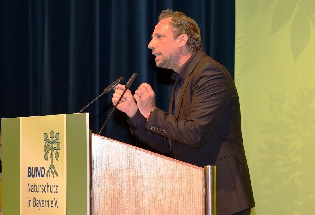 Weiden. Die bevorstehende Wahl des EU-Parlaments am 26. Mai stand im Mittelpunkt der diesjährigen Delegiertenversammlung des BUND Naturschutz (BN), die in der Max-Reger-Halle in Weiden stattfand. Ein thematischer Schwerpunkt war [&hellip;]