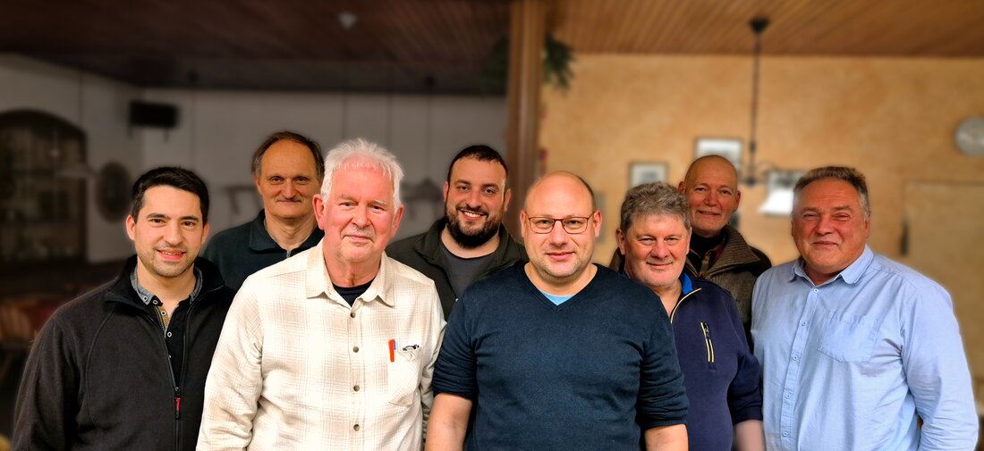  Moosbach. Der AfD-Kreisverband Weiden-Neustadt-Tirschenreuth stellt weitere Kandidaten zur Kommunalwahl auf. Es wurde ein Bürgermeisterkandidat für Eslarn und die Marktgemeinderatsliste Moosbach beschlossen.