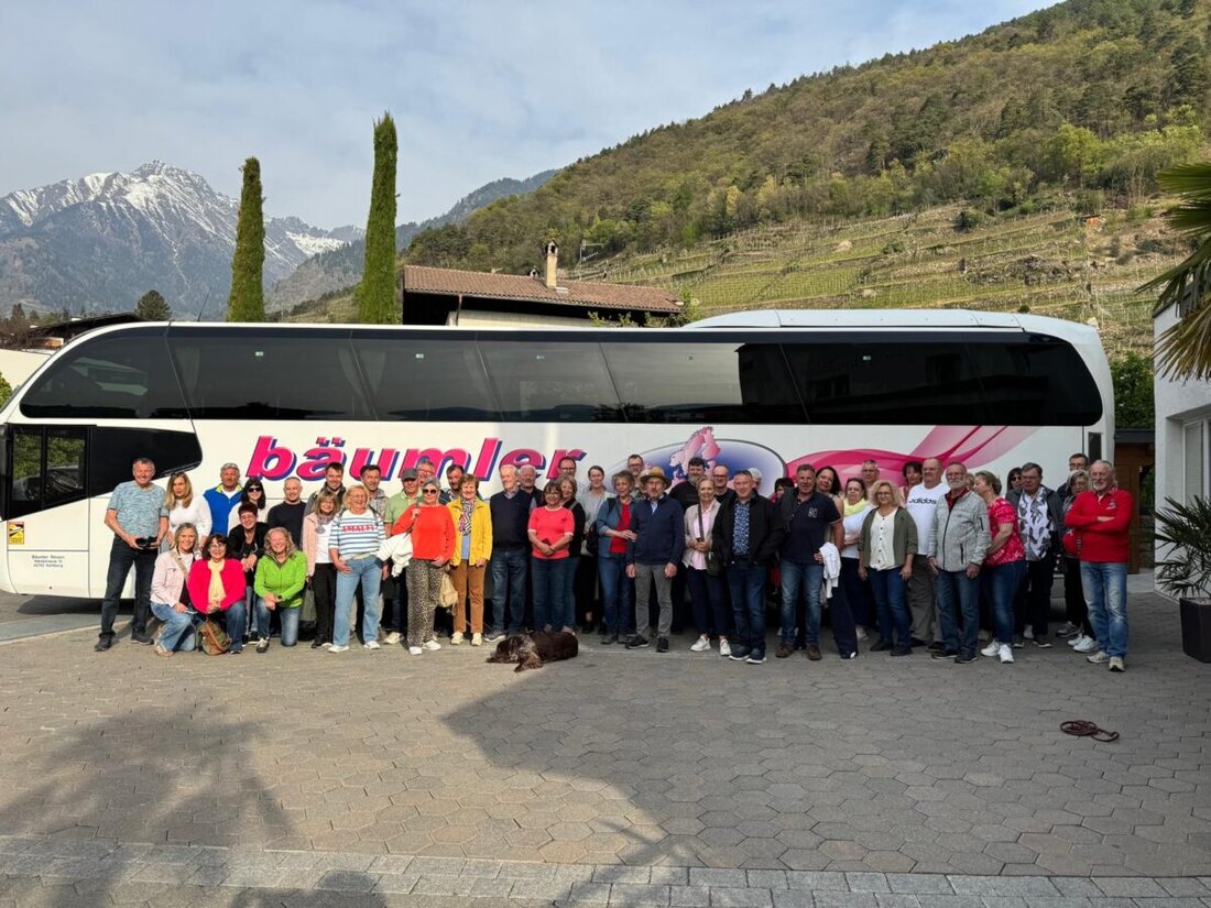 Etzenricht. Die UPW reiste zur Partnergemeinde Algund und erlebte Tage voller Natur, Kultur und Gemeinschaft. Stationen waren Dorf Tirol mit Schloss und Greifvogelschau, Meran, Churburg sowie Glurns und Abschluss am Tegernsee.