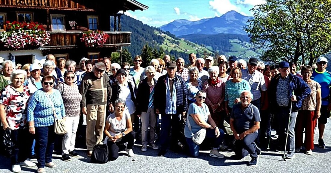 Bechtsrieth. Fünf Tage lang erkundete der Obst- und Gartenbauverein Bechtsrieth die Wildschönau mit Almabtrieb, Volksmusik, Tiroler Schmankerl und Bergpanorama. Gemeinschaft und gute Laune prägten den Ausflug.