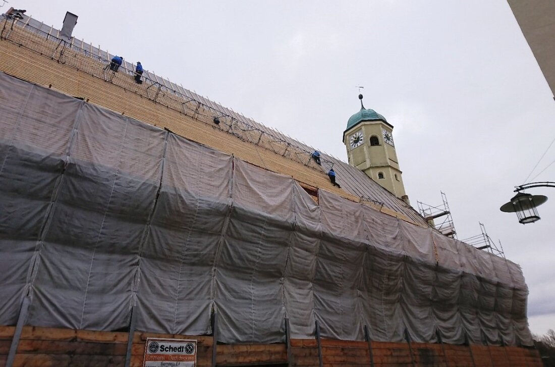 Weiden. Das Osterfest ist vorbei, Eier- und Schokohasensuche abgeschlossen: Selbst für das Alte Rathaus in Weiden gab es in diesem Jahr ein besonderes Geschenk im Osternest.  Die Stadt Weiden bekam [&hellip;]